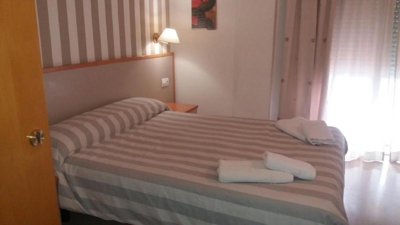 Hotel Cosmos Tarragona Bagian luar foto