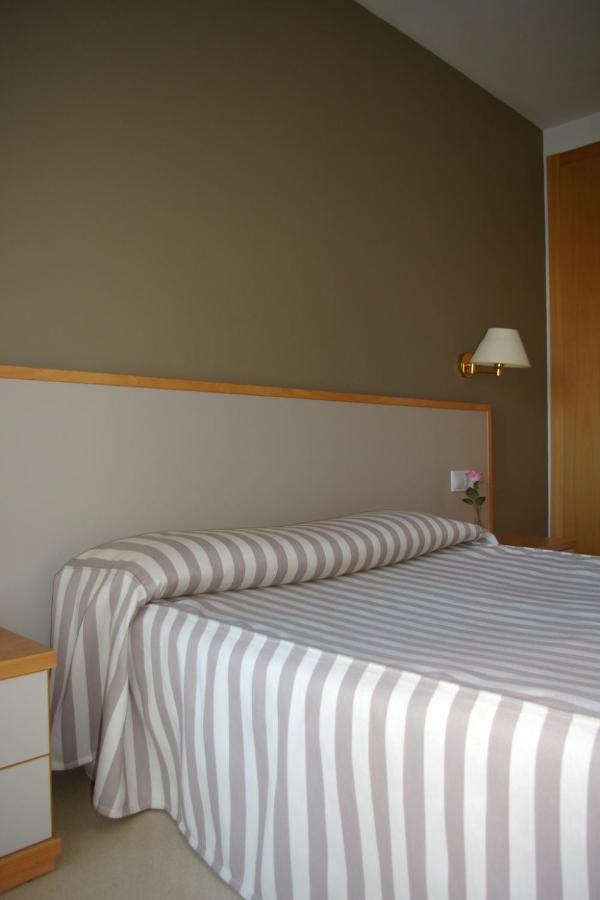 Hotel Cosmos Tarragona Bagian luar foto